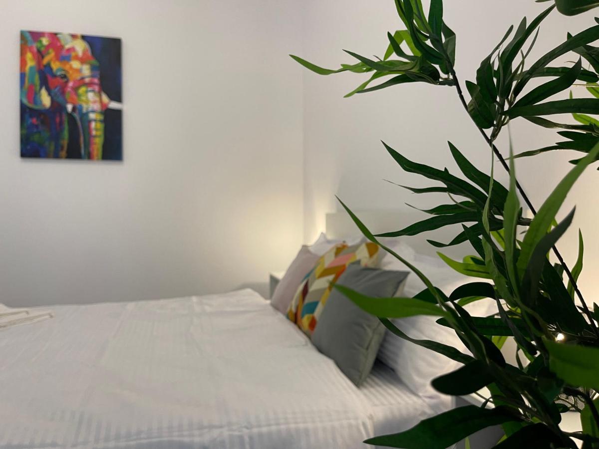Luxury Apartment Iasi Luaran gambar