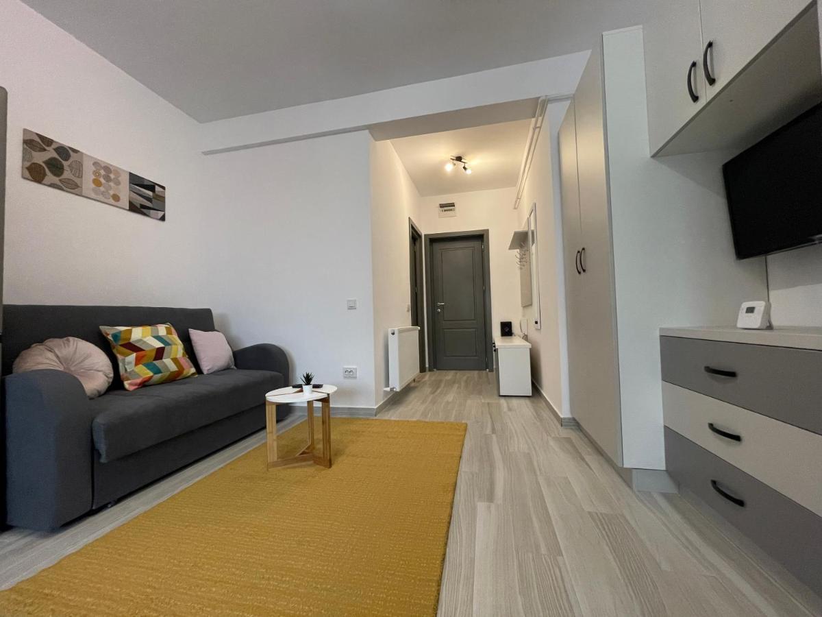Luxury Apartment Iasi Luaran gambar